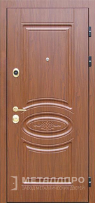 Фото внешней стороны двери «МеталлПро МДФ №57» с отделкой МДФ ПВХ