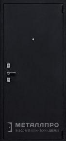 Дверь металлическая «Входная дверь уличная с порошковым напылением снаружи и МДФ внутри» с внешней стороны Порошковое напыление