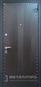Фото внешней стороны двери «МеталлПро МДФ №71» с отделкой МДФ ПВХ