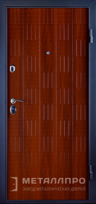 Фото внешней стороны двери «МеталлПро МДФ №56» с отделкой МДФ ПВХ