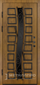 Дверь металлическая «Элитная дверь со стеклом в загородный дом с МДФ» с внутренней стороны МДФ ПВХ