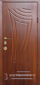 Фото внешней стороны двери «МеталлПро МДФ №61» с отделкой МДФ ПВХ
