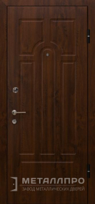 Фото внешней стороны двери «МеталлПро С терморазрывом №32» с отделкой МДФ ПВХ