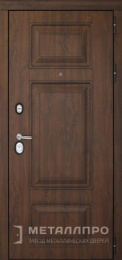 Дверь металлическая «Уличная входная дверь для загородного дома с МДФ» с внешней стороны МДФ ПВХ