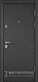 Дверь металлическая «С зеркалом №68» с внешней стороны Порошковое напыление
