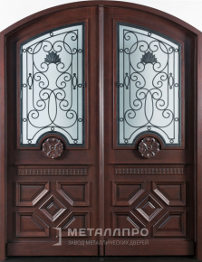 Дверь металлическая «Парадная дверь №126» с внешней стороны Массив дуба