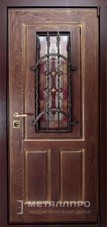Фото внешней стороны двери «Входная дверь со стеклом и ковкой в коттедж» c отделкой Массив дуба