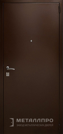 Фото внешней стороны двери «Входная дверь с отделкой МДФ и порошковым напылением (антик)» c отделкой Порошковое напыление