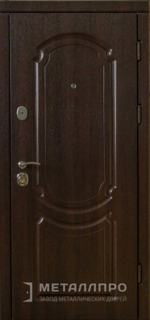 Фото внешней стороны двери «Входная дверь для загородного дома с МДФ снаружи и внутри» c отделкой МДФ ПВХ