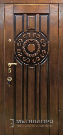 Фото внешней стороны двери «Входная утепленная дверь с МДФ в частный дом с зеркалом» c отделкой МДФ ПВХ