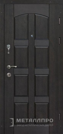 Фото внешней стороны двери «МДФ №381» c отделкой МДФ ПВХ