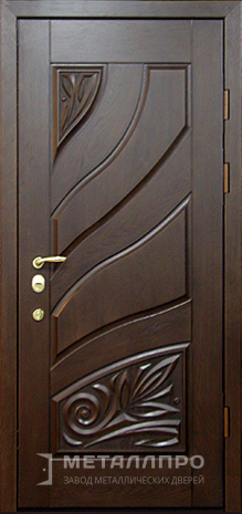 Фото внешней стороны двери «Массив дуба №4» c отделкой Массив дуба