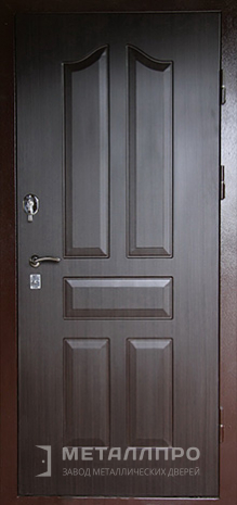 Фото внешней стороны двери «МДФ №32» c отделкой МДФ ПВХ
